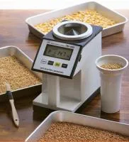 Анализатор влажности, натуры и температуры зерна и семян РМ - 450