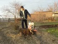 Услуги по вспашке земли мотоблоком в Челябинске